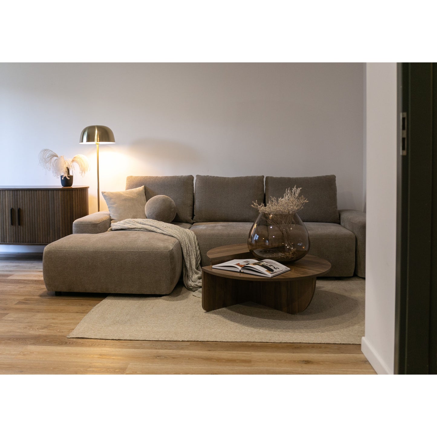 Kampinė sofa Amira 